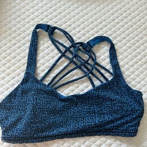 Lululemon - Free to be Zen Bra - size 4